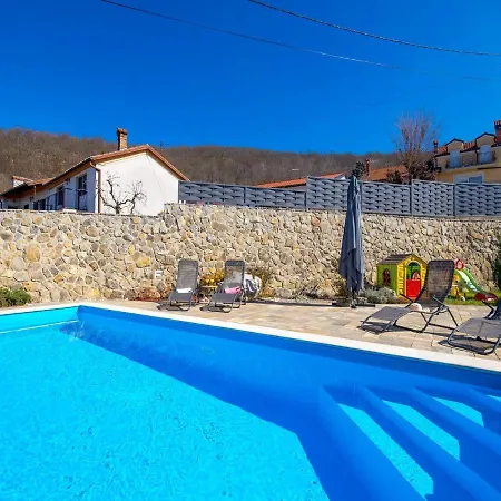 Villa Lemily